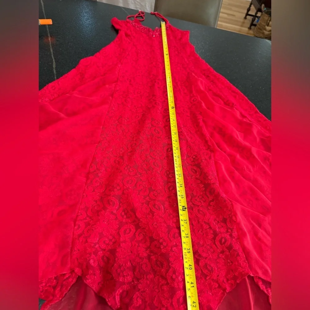 Vintage Shirley Red Floral Lace Floor Length Nightgown - Picture 14 of 15